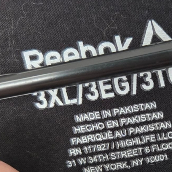 Reebok Black Men's Shirt size 3xl - Picture 3 of 3